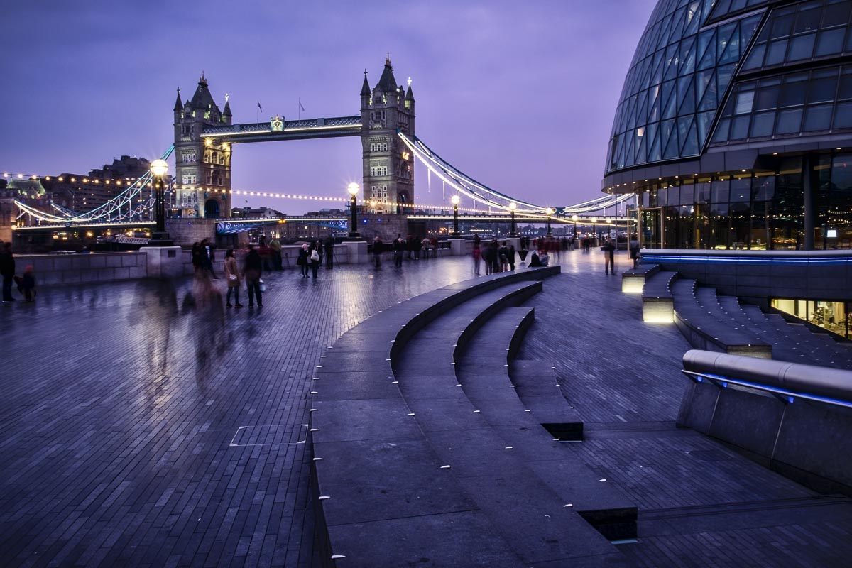 London tower bridge without bokeh effect