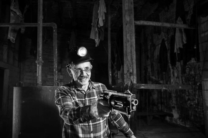 a faster shutter speed was used in this last flash photography example using ISO 400, f5, 1/200th of a second