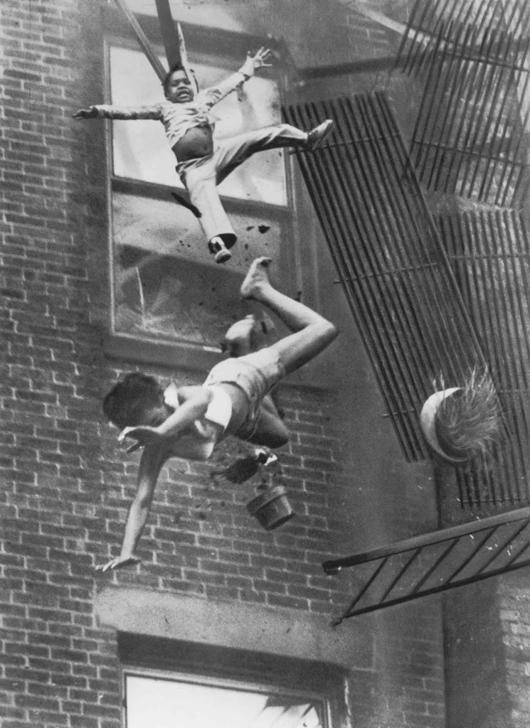 famous photographers Stanley Forman 1975 falling fire escape