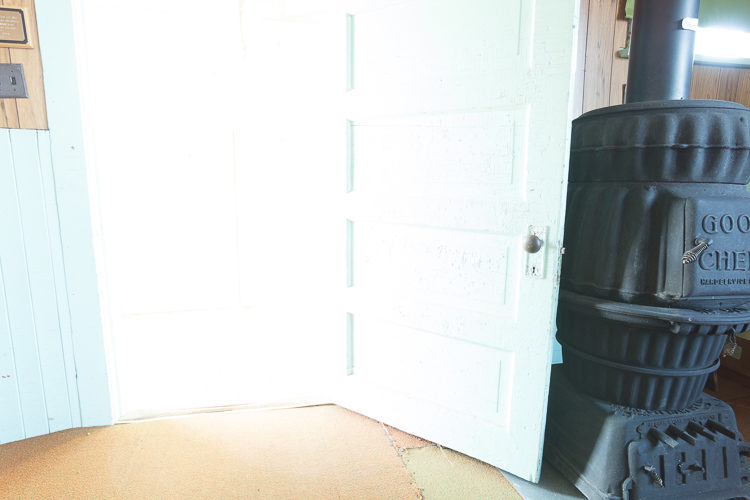 Darkest exposure in HDR bracket sequence Darkest exposure in HDR bracket sequence, ISO 400 at f/14 for 2 seconds