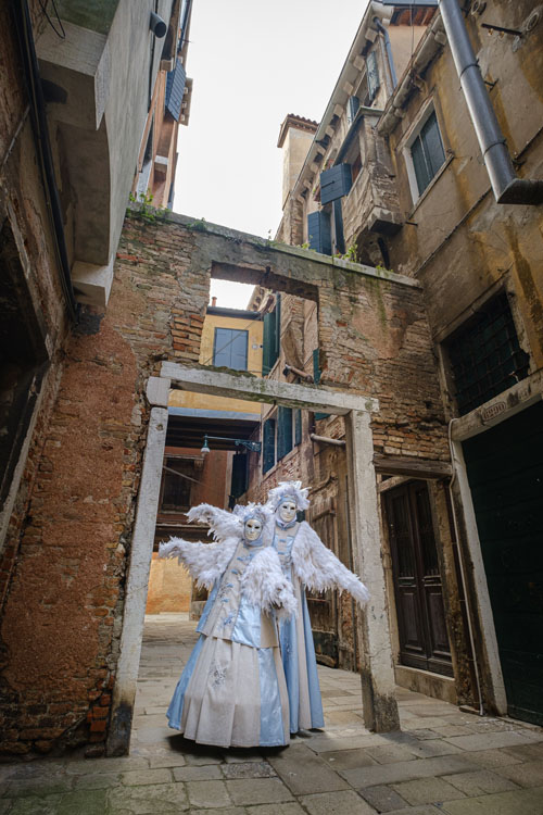 Outdoor photo with a plain boring sky