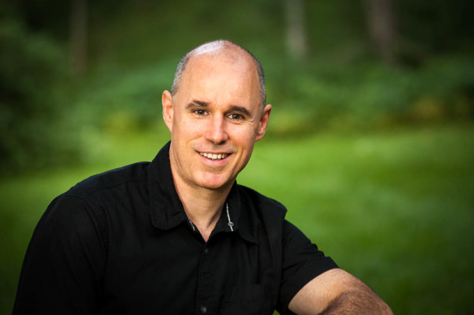 183mm, ISO 400, f/4.5, 1/13th