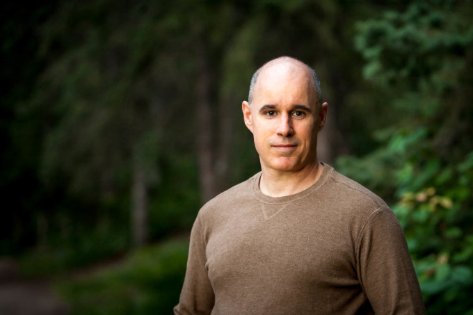 120mm, ISO400, f/3.5, 1/10th - flash camera left, camera on tripod