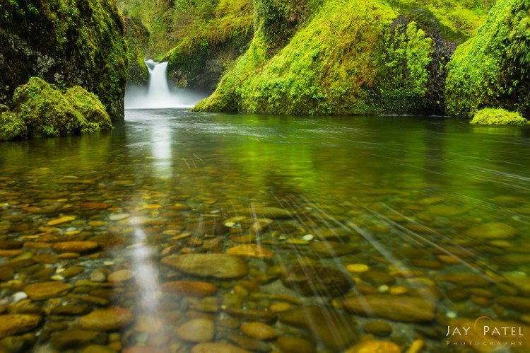 Punch Bowl Falls, Columbia River Gorge, Oregon (OR), USA