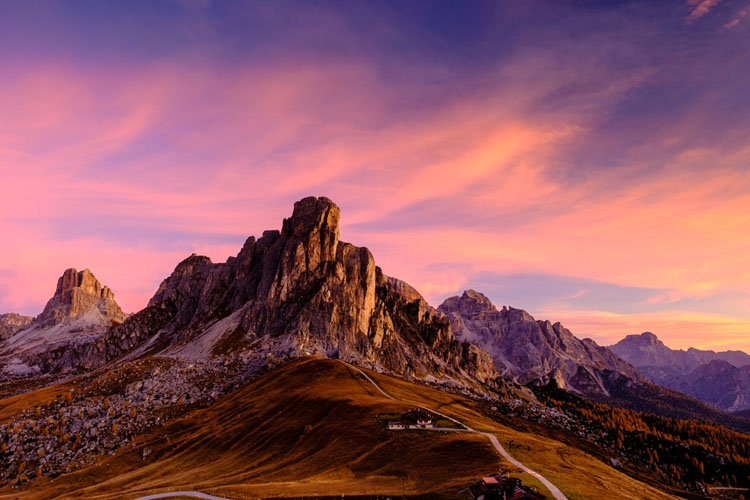 Passo Giau mountains