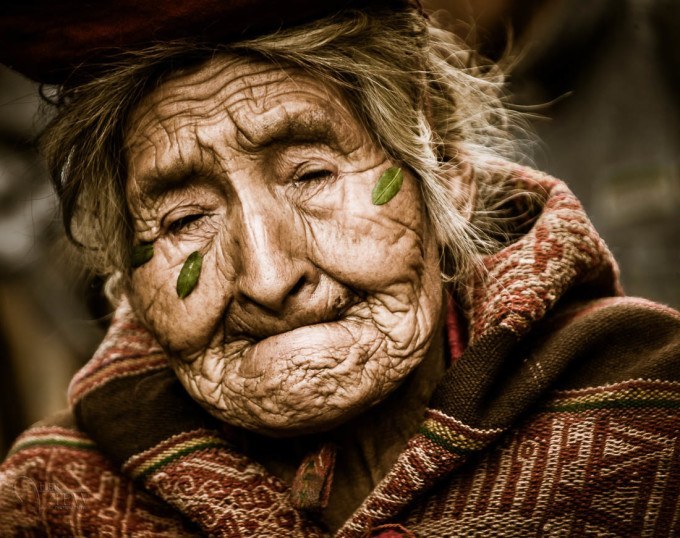 elderly peruvian woman mama santuza