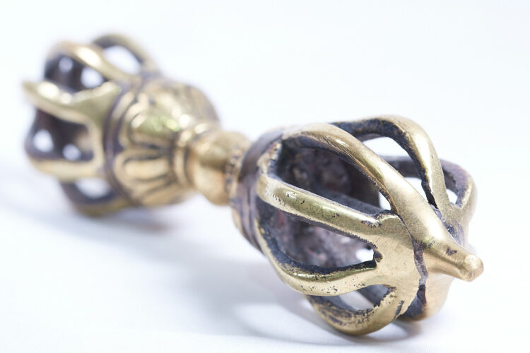 Tibetan Dorje Extra 90mm f11 ISO200 1 80s