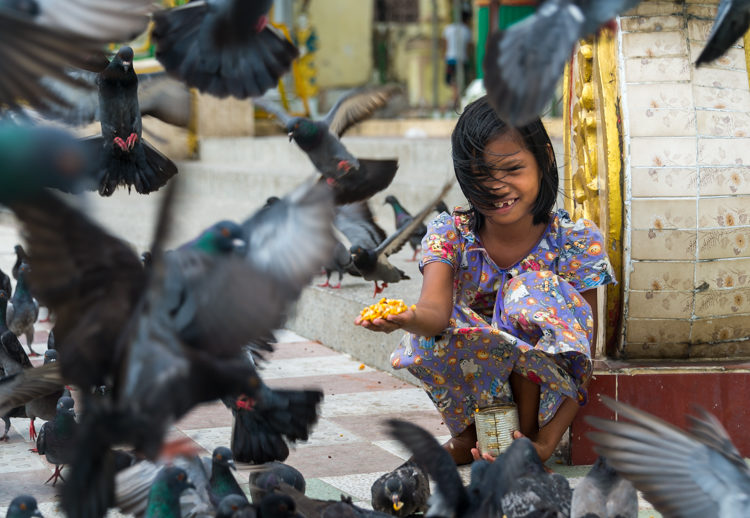 How to do Better Travel Photography by Capturing Environmental Portraits