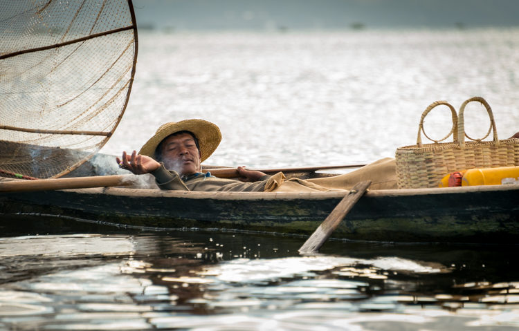 How to do Better Travel Photography by Capturing Environmental Portraits