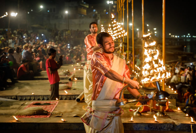 How to do Better Travel Photography by Capturing Environmental Portraits