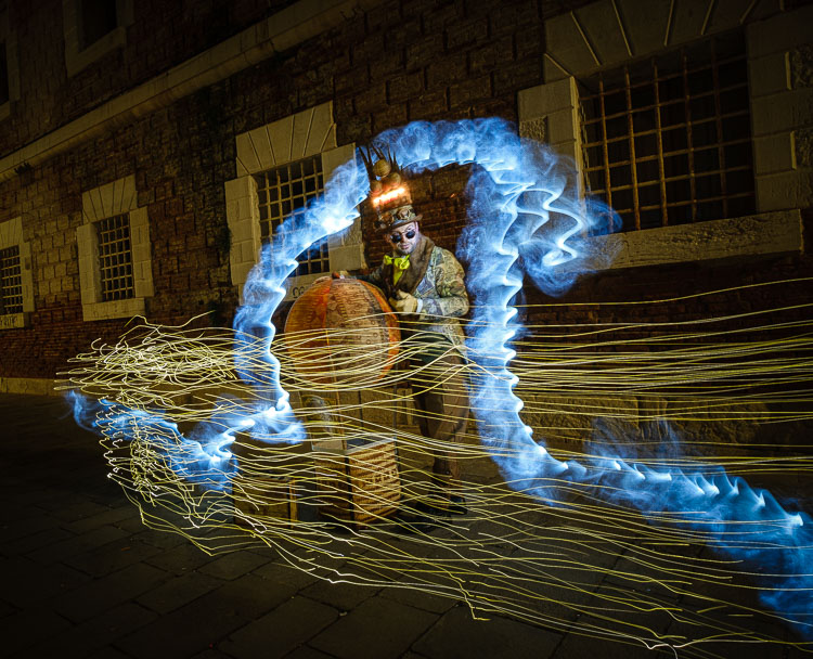 second attempt for a different effect with light painting