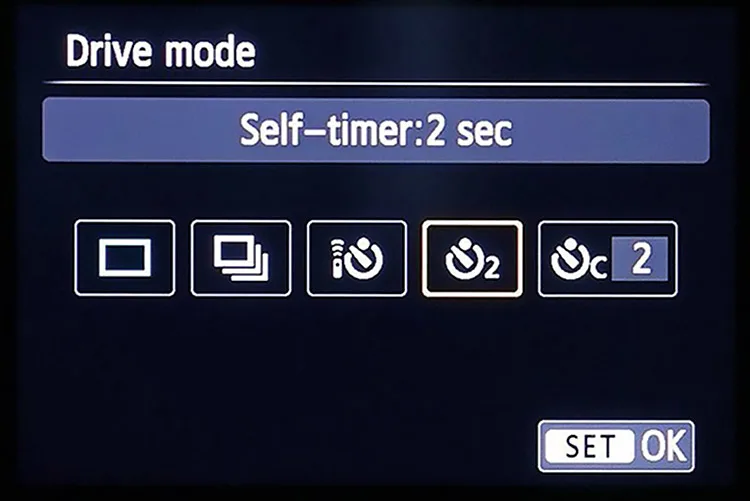 camera screen showing single-shot drive mode, otherwise known as one-shot mode.